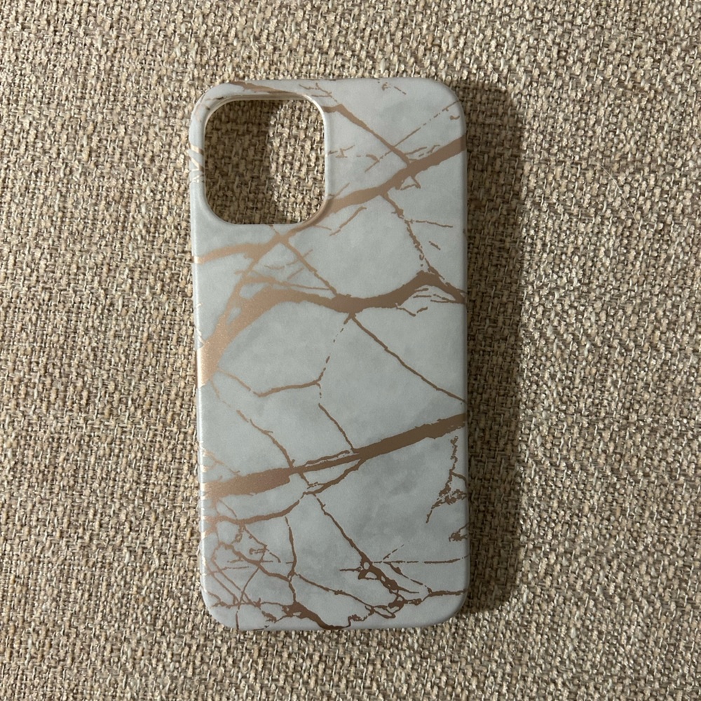 iPhone 12 Casely Case
